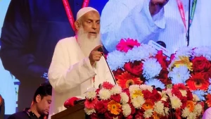 ধর্মমন্ত্রী কাজী শাহ মোফাজ্জল হোসেন কায়কোবাদ।