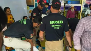 প্রথম সমাচার Prothom Somachar মগবাজারের আদ-দ্বীন হাসপাতালে ৬ নবজাতকের মৃত্যুর কারণ অনুসন্ধানে ডিএমপি বোম ডিসপোজাল ইউনিট ও সিআইডি টিমের তদন্ত।
