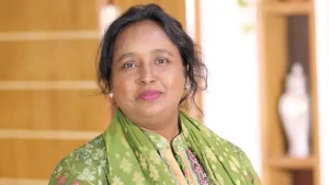 প্রথম সমাচার Prothom Somachar কারামুক্ত ডা. সেলিনা হায়াৎ আইভী নিজ বাসভবন 'চুনকা কুঠিরে' ফিরেছেন।