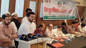 প্রথম সমাচার Prothom Somachar জাতীয় নাগরিক পার্টির (এনসিপি) মুখপাত্র আসিফ মাহমুদ কুমিল্লায় ঈদ পুনর্মিলনী অনুষ্ঠানে বক্তব্য দিচ্ছেন।
