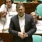 প্রথম সমাচার Prothom Somachar সংসদে স্বরাষ্ট্রমন্ত্রী সালাহউদ্দিন আহমদ বিতর্কিত গাড়ি প্রসঙ্গে ব্যাখ্যা দিচ্ছেন।