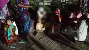 প্রথম সমাচার Prothom Somachar ময়মনসিংহ মেডিকেল কলেজ হাসপাতালে অগ্নিকাণ্ডের সময় হুড়োহুড়িতে এক মায়ের মৃত্যুর মর্মান্তিক ঘটনা।