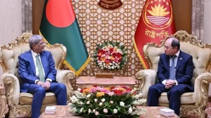প্রথম সমাচার Prothom Somachar বঙ্গভবনে বাংলাদেশের রাষ্ট্রপতি মির্জা ফখরুল ইসলাম আলমগীর ভিয়েতনামের বিদায়ী রাষ্ট্রদূতের সাথে সাক্ষাৎ করছেন এবং ভিসা সহজীকরণের আহ্বান জানাচ্ছেন।