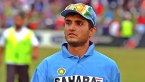 প্রথম সমাচার Prothom Somachar লেস্টারশায়ার ক্রিকেট মাঠের একটি উইকেট, যা নিম্নমানের হওয়ায় ক্লাবটি শাস্তি পেয়েছে এবং এর পেছনে সৌরভ গাঙ্গুলীর বায়োপিক শুটিংয়ের প্রভাব।