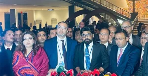 প্রথম সমাচার Prothom Somachar জাতিসংঘ সাধারণ পরিষদের অধিবেশনে প্রধানমন্ত্রী তারেক রহমানের অংশগ্রহণ এবং তার উপদেষ্টা মাহদী আমিনের সংবাদ সম্মেলন।