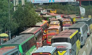 প্রথম সমাচার Prothom Somachar ঢাকার গণপরিবহনে শৃঙ্খলা ফেরাতে বাস রুট পুনর্বিন্যাস ও একক কোম্পানিভিত্তিক পরিচালনার সরকারি উদ্যোগ।