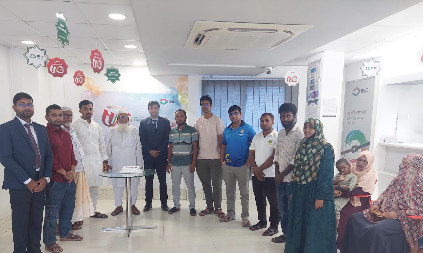 আইএফআইসি ব্যাংকের ৫০ বছর পূর্তি উপলক্ষে শ্যামগঞ্জ উপশাখায় গ্রাহক সমাবেশ ও দোয়া