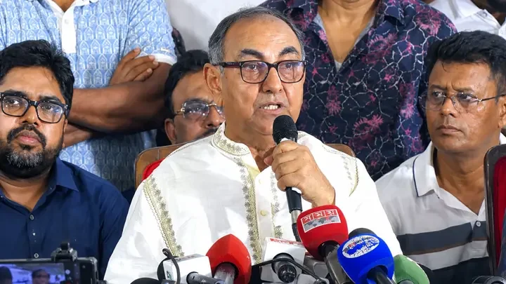 বিএনপি মাঠে নামলে পালানোর পথ পাবে না: বিরোধী দলকে মির্জা আব্বাস
