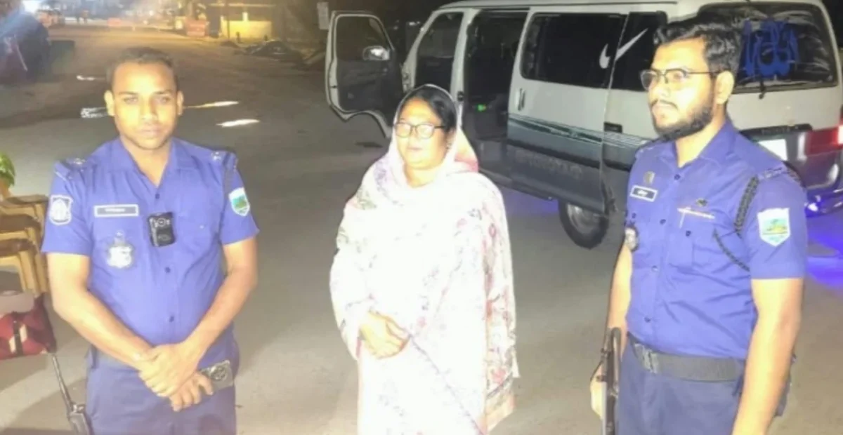 ভারতে পালিয়ে যাওয়ার সময় নিষিদ্ধ সংগঠন যুব মহিলা লীগের নেত্রী আটক