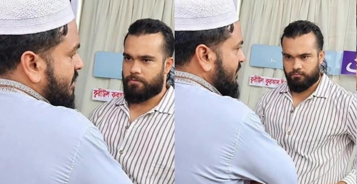 শিশুকে যৌন নিপীড়নের কথা স্বীকার করতেই মাদ্রাসাশিক্ষককে সপাটে চড় বাবার, ভিডিও ভাইরাল