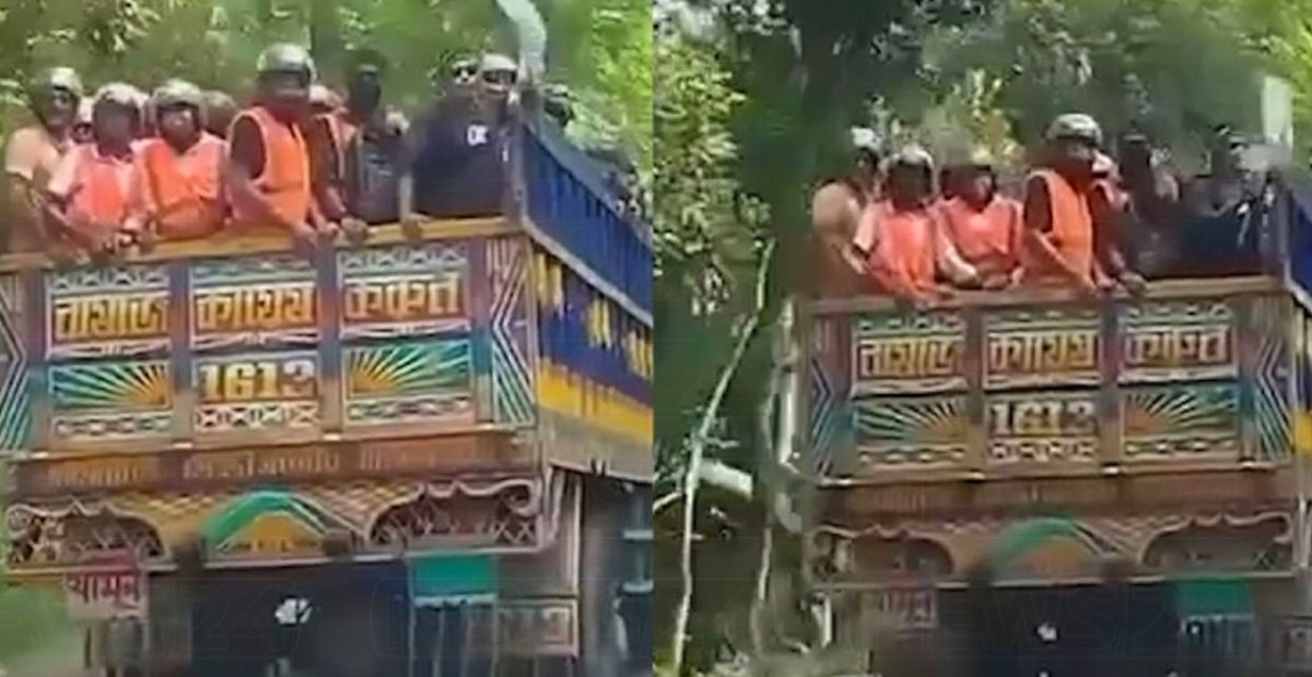 গোপালগঞ্জে ঢুকতেই হেলমেট পরলেন জামায়াতের নেতাকর্মীরা