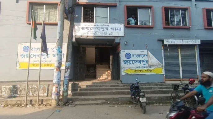 গাজীপুরের প্রেমের প্রস্তাবে রাজি না হওয়ায় ছাত্রীকে অপহরণ, মাদ্রাসার পরিচালকের বিরুদ্ধে মামলা