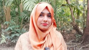 প্রথম সমাচার Prothom Somachar নিঝুমদ্বীপে সংসদ সদস্যের স্ত্রীর বিতর্কিত ফেসবুক পোস্টের প্রতিবাদে স্থানীয়দের বিক্ষোভ মিছিল।
