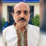 প্রথম সমাচার Prothom Somachar ফরিদপুরের ভাঙ্গায় সার পাচারের সময় আটক ট্রাক ও সার ডিলার এ কে এম ইলিয়াস হাওলাদার।