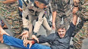 প্রথম সমাচার Prothom Somachar দিল্লিতে বিক্ষোভ চলাকালীন সাংবাদিকদের আটক, পুলিশের আচরণ ও সংবাদ সংগ্রহের স্বাধীনতা নিয়ে প্রশ্ন।