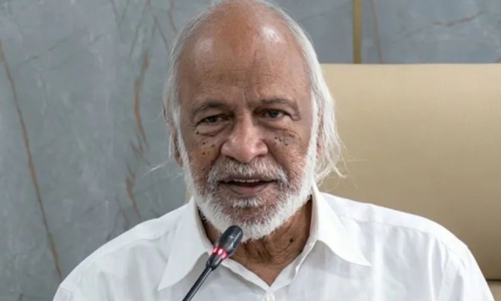 বুকে ব্যথা নিয়ে এবার হাসপাতালে ভর্তি স্থানীয় সরকার মন্ত্রী আব্দুল মঈন খান