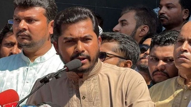 মুক্তিযোদ্ধার কবর খুঁড়তে হয় স্ত্রী-কন্যাকে, এটা জাতির জন্য লজ্জা: প্রতিমন্ত্রী নুর