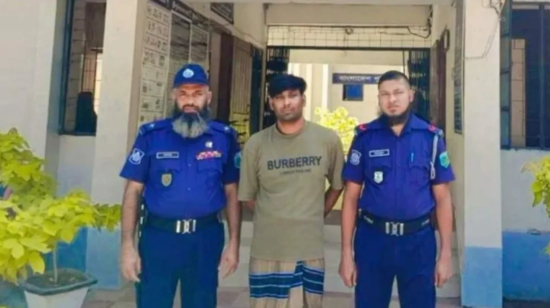 ‘জয় বাংলা, জয় বঙ্গবন্ধু’ স্লোগান, ছাত্রলীগ নেতা গ্রেফতার