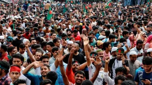 প্রথম সমাচার Prothom Somachar বিশ্ব স্বাস্থ্য সংস্থার তথ্য অনুযায়ী বাংলাদেশ, ভারত ও পাকিস্তানের গড় আয়ুর তুলনামূলক চিত্র।