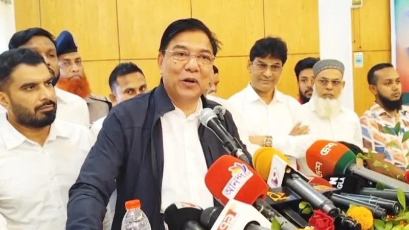 বট বাহিনীর বিরুদ্ধে কঠোর ব্যবস্থা নিচ্ছে সরকার: বিমানমন্ত্রী