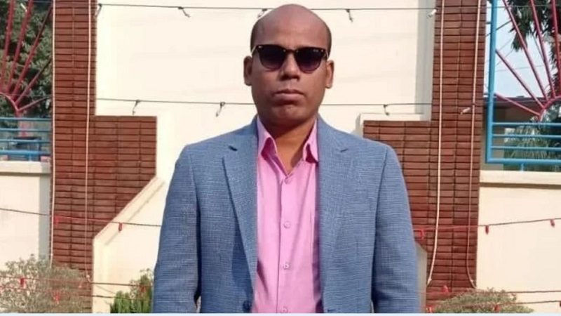 রাবি অধ্যাপককে হেনস্তার অভিযোগ ছাত্রদল নেতা বুলবুলের বিরুদ্ধে