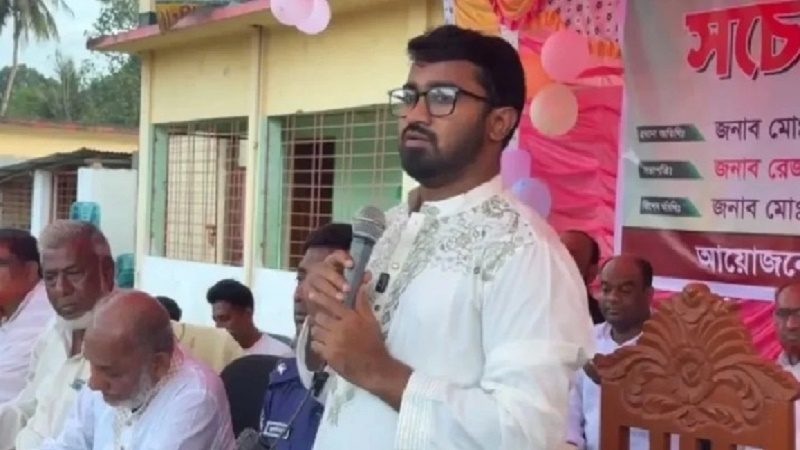 ‘হেডাম’ দেখাতে চাইলে বিএনপি করা যাবে না: রাশেদ খাঁন