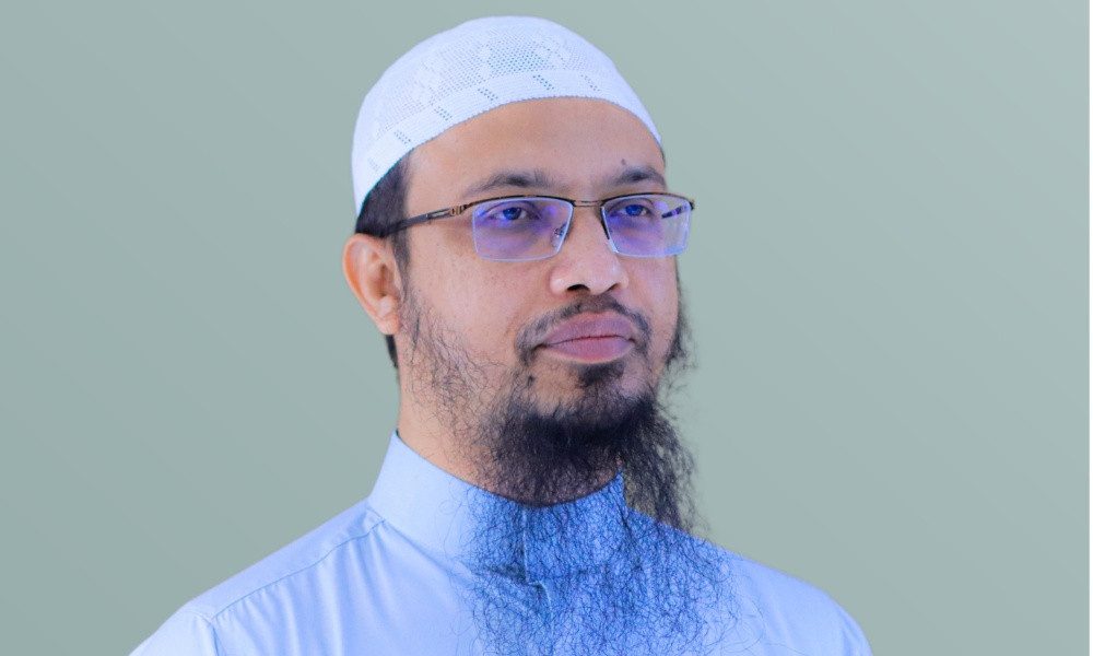 একজন শিক্ষককে হতে হবে অত্যন্ত সৎ, আমানতদার ও দায়িত্বশীল: আহমাদুল্লাহ