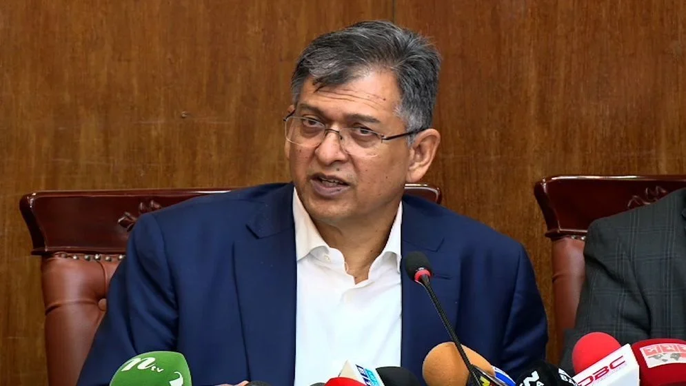 পাহাড়ে সশস্ত্র গোষ্ঠীর মধ্যে অভ্যন্তরীণ দ্বন্দ্বকে কেন্দ্র করে এ পরিস্থিতির সৃষ্টি হয়েছে: স্বরাষ্ট্রমন্ত্রী