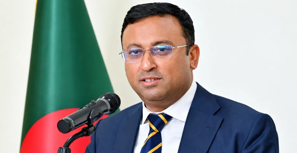 সৌদির সঙ্গে অর্থনৈতিক ও কৌশলগত সম্পর্ক চায় ঢাকা: হুমায়ুন কবির